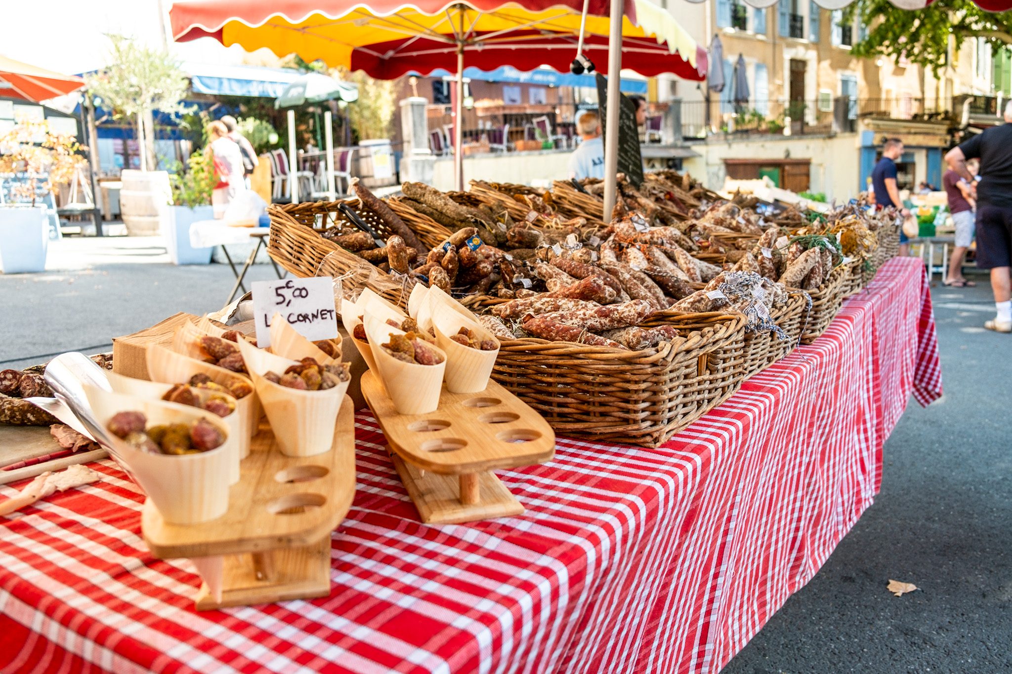 auf dem Markt bekommt man die leckersten Dinge